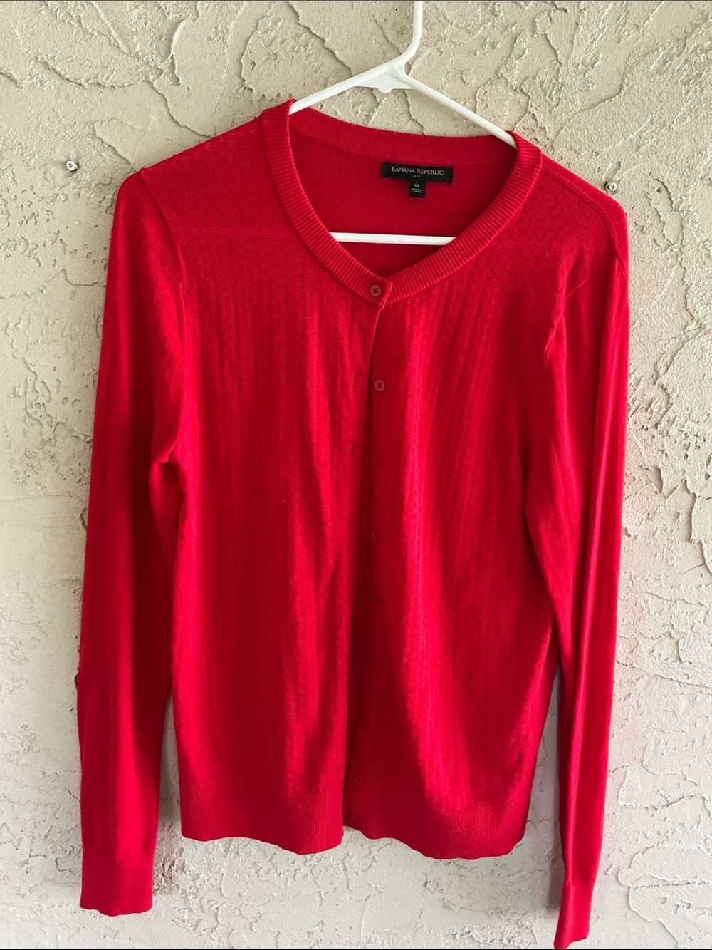 Banana Republic Women’s Red Lightweight Long Sleeve Cardigan Size M